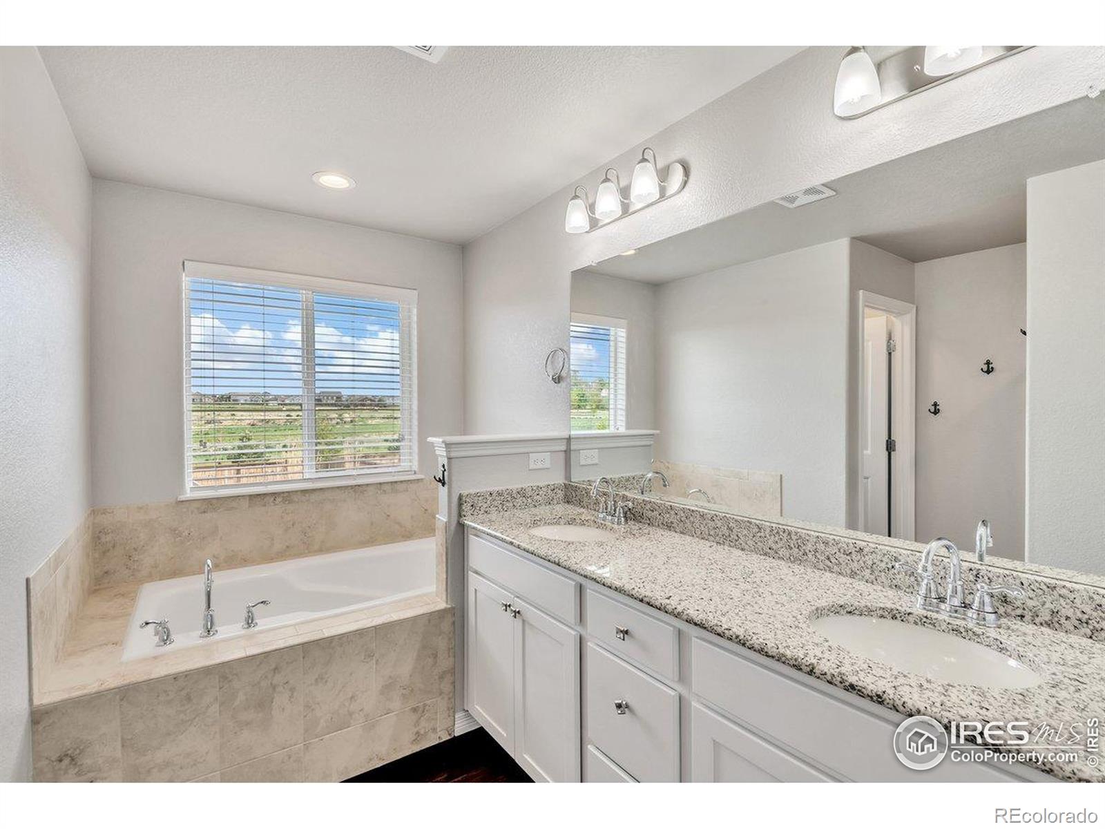 MLS Image #22 for 993  ouzel falls road,severance, Colorado