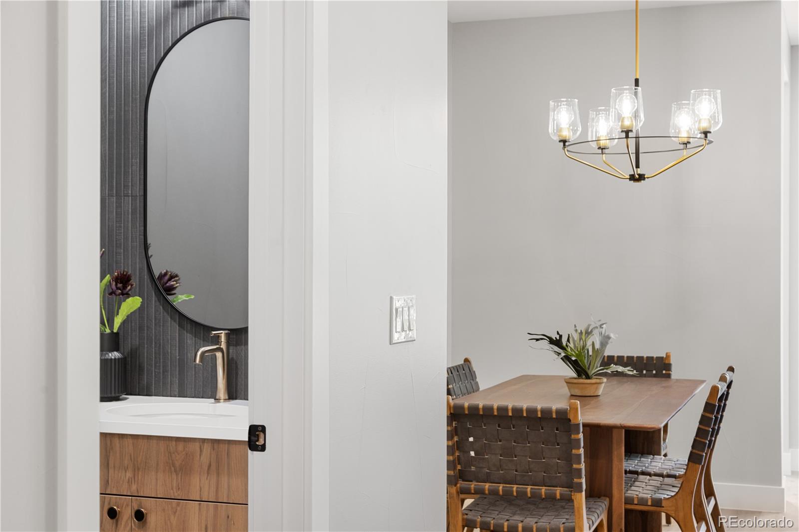 MLS Image #17 for 2395 n emerson street,denver, Colorado