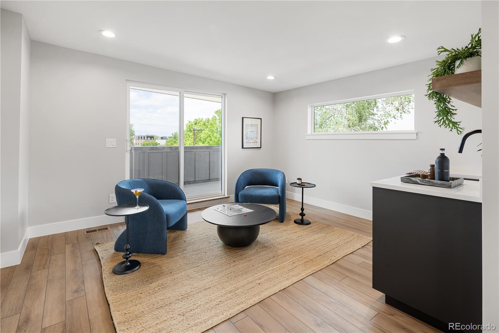 MLS Image #31 for 2395 n emerson street,denver, Colorado