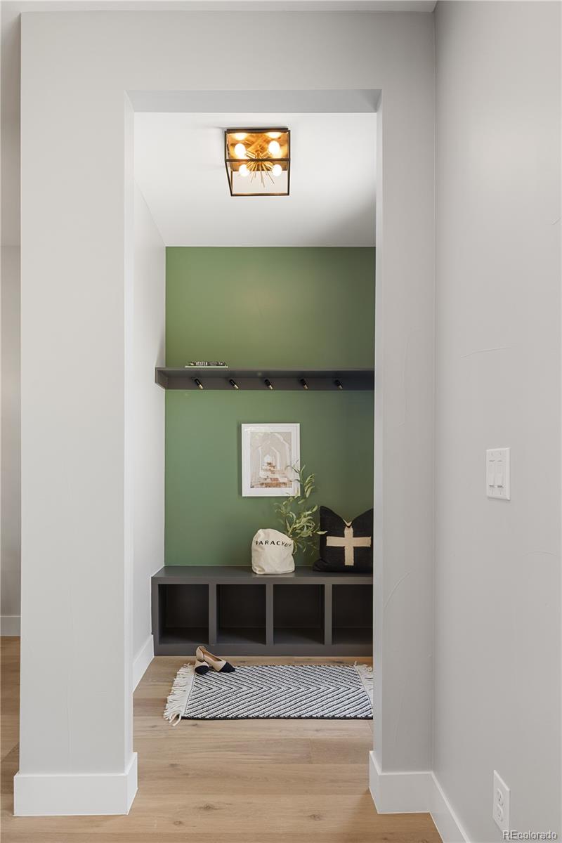 MLS Image #38 for 2395 n emerson street,denver, Colorado