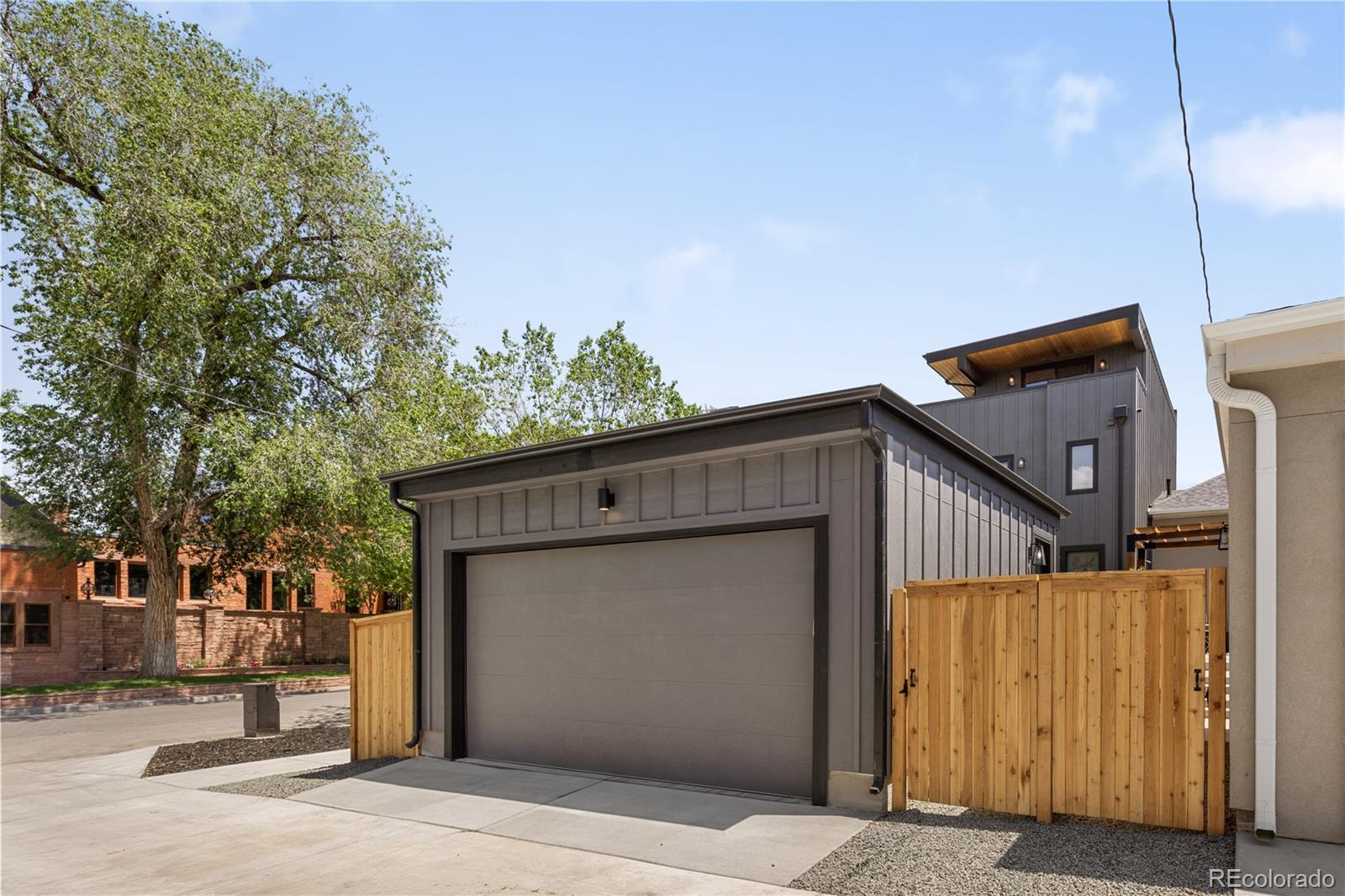MLS Image #41 for 2395 n emerson street,denver, Colorado