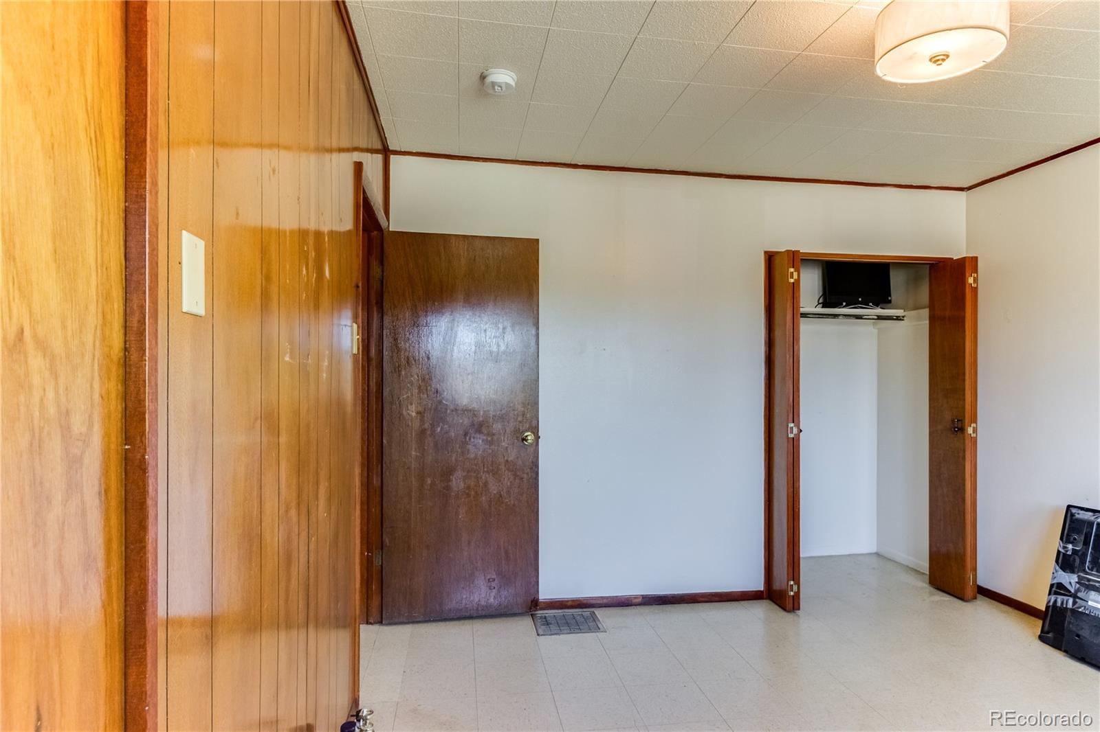 MLS Image #11 for 412 e 6th street,walsenburg, Colorado