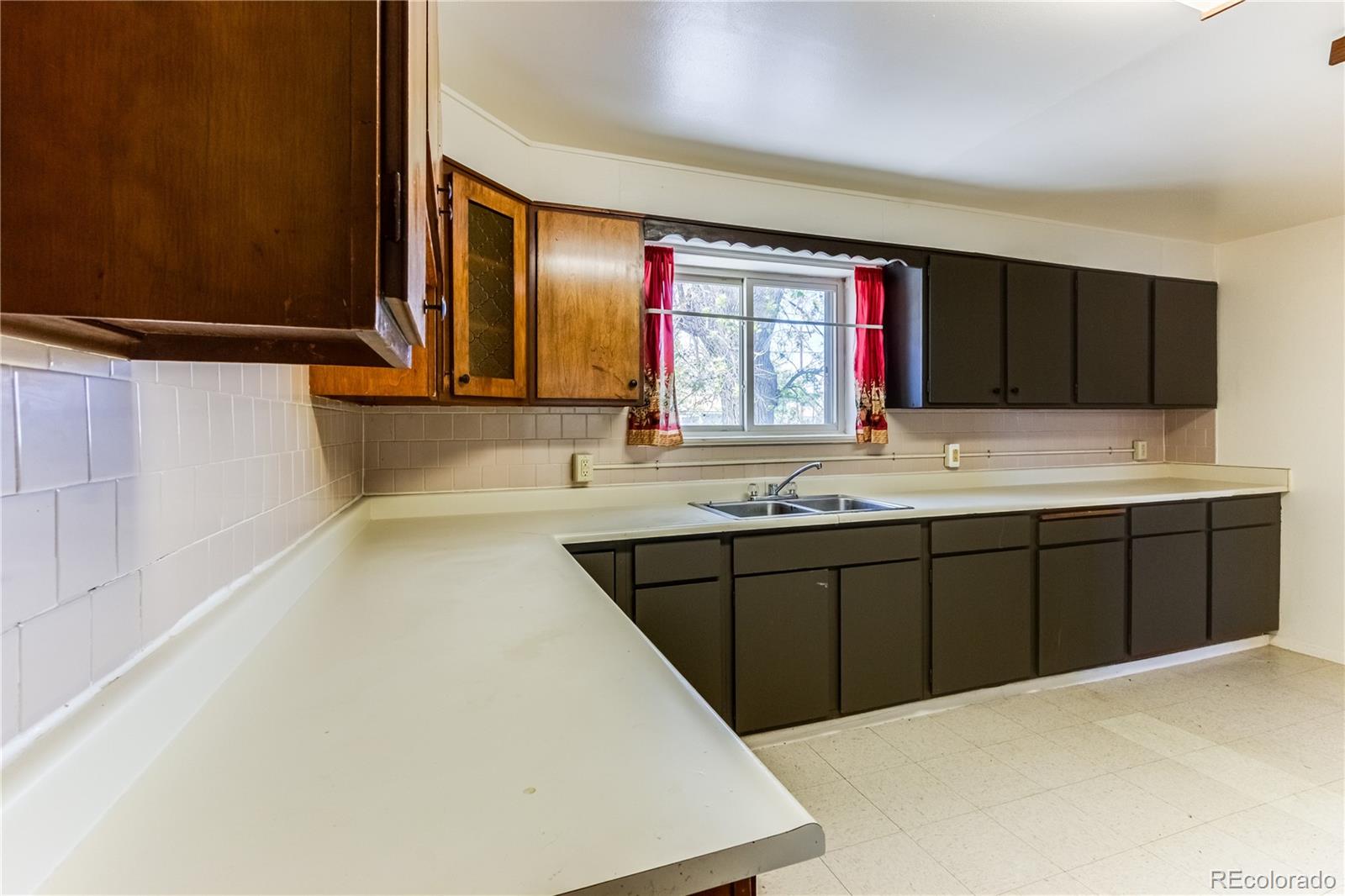 MLS Image #23 for 412 e 6th street,walsenburg, Colorado