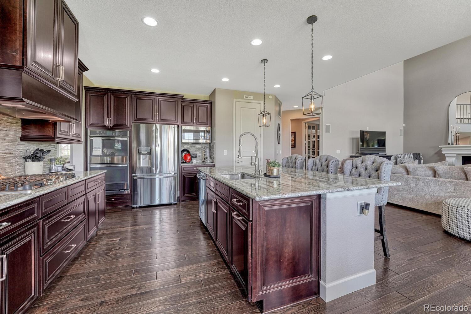 MLS Image #11 for 27625 e moraine drive,aurora, Colorado