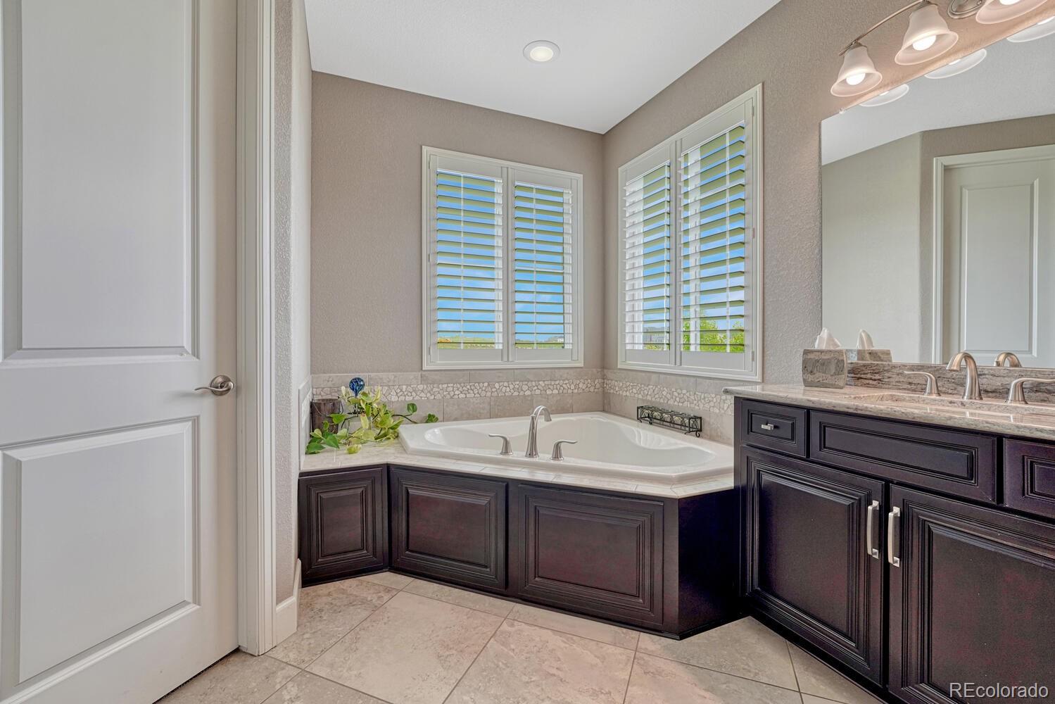 MLS Image #22 for 27625 e moraine drive,aurora, Colorado
