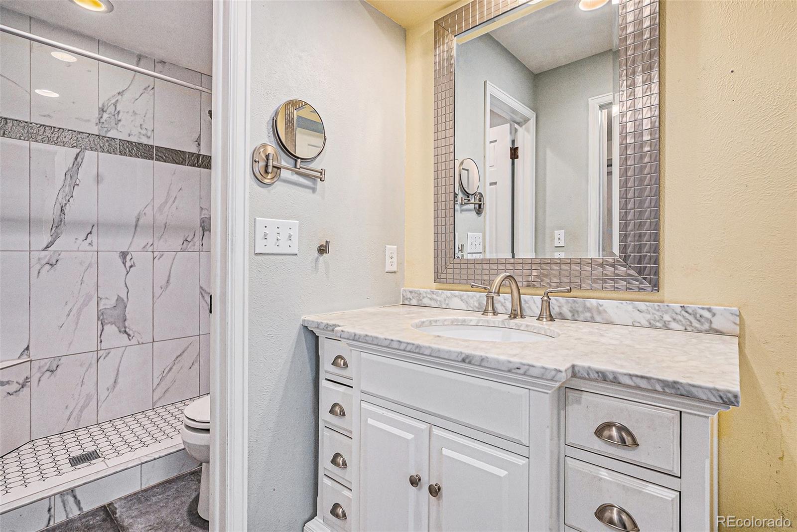 MLS Image #18 for 7655 s ogden way,centennial, Colorado