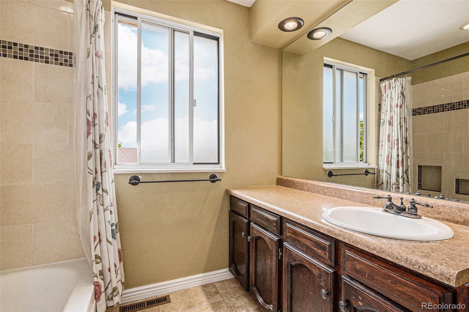 MLS Image #22 for 7655 s ogden way,centennial, Colorado