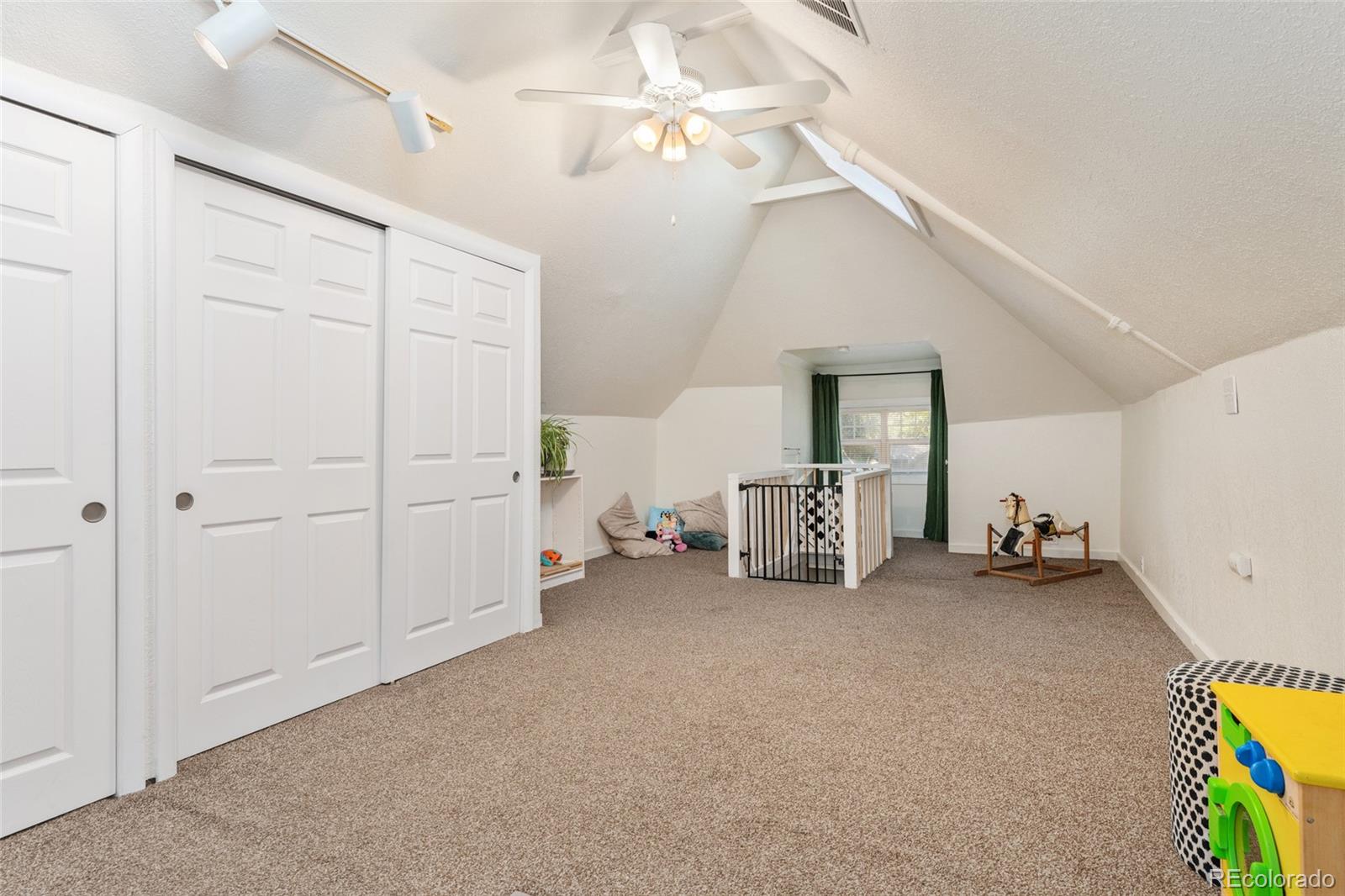 MLS Image #17 for 511 s pennsylvania street,denver, Colorado