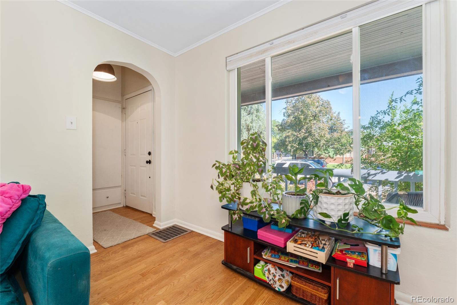MLS Image #2 for 511 s pennsylvania street,denver, Colorado