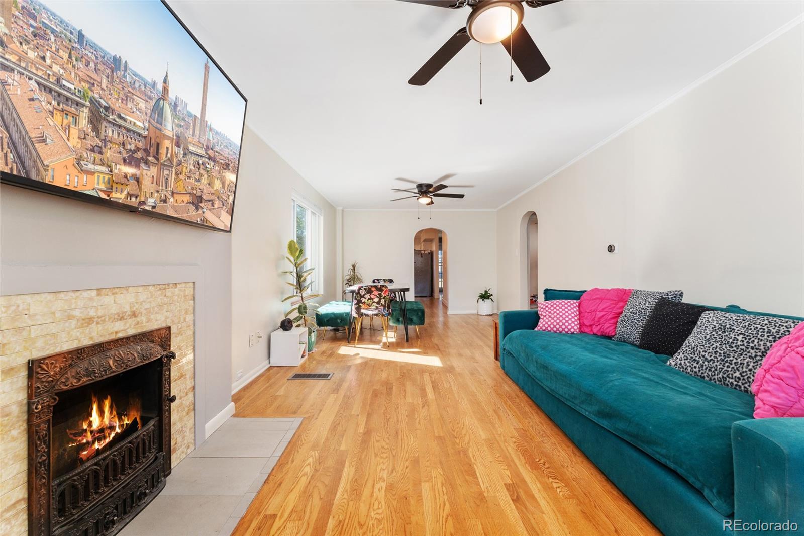 MLS Image #3 for 511 s pennsylvania street,denver, Colorado