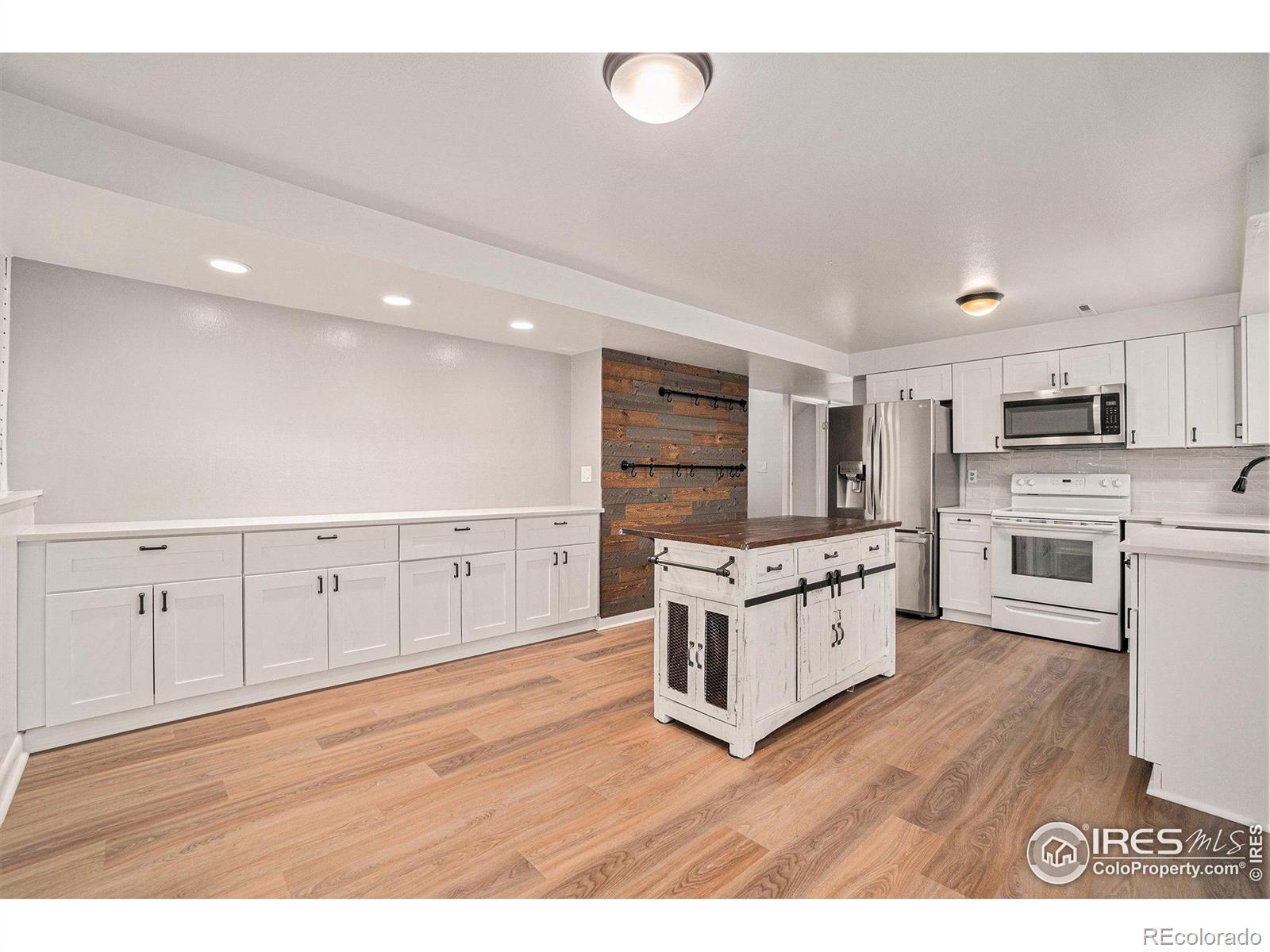 MLS Image #7 for 2824  edinburgh court,fort collins, Colorado