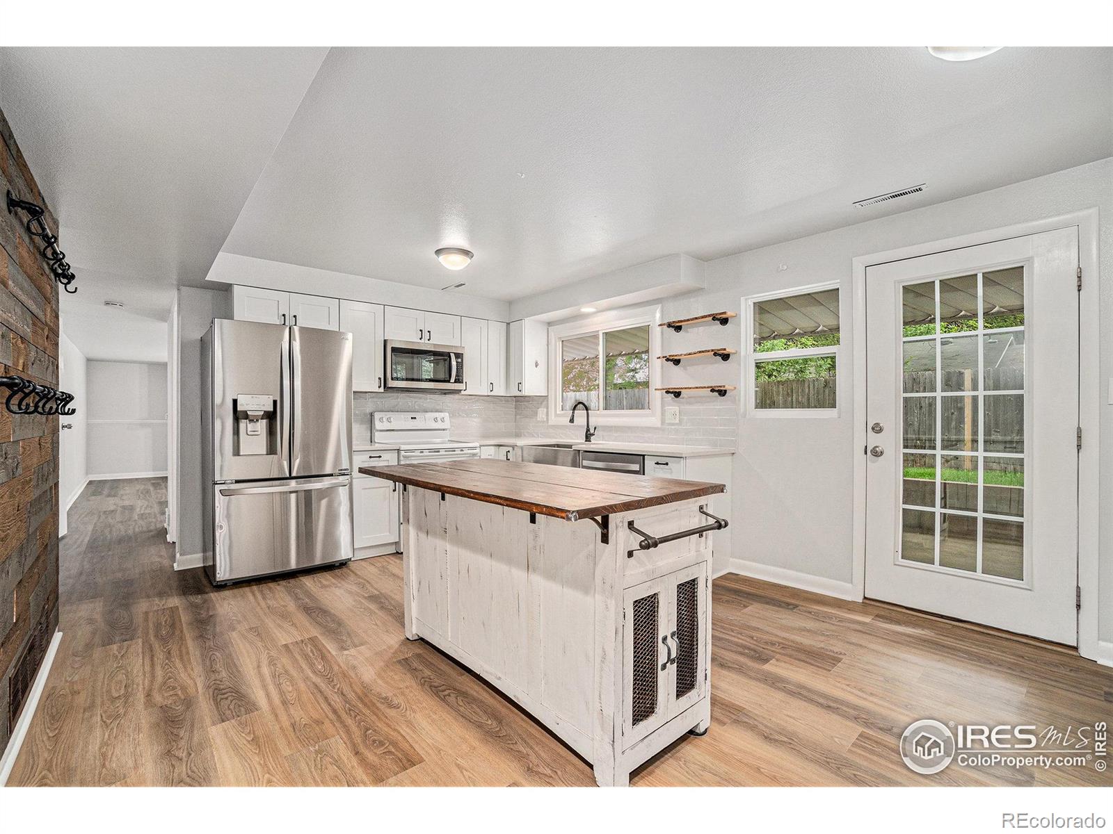 MLS Image #9 for 2824  edinburgh court,fort collins, Colorado