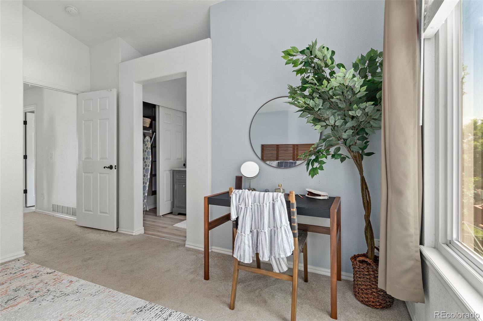 MLS Image #22 for 1359 s beeler court,denver, Colorado