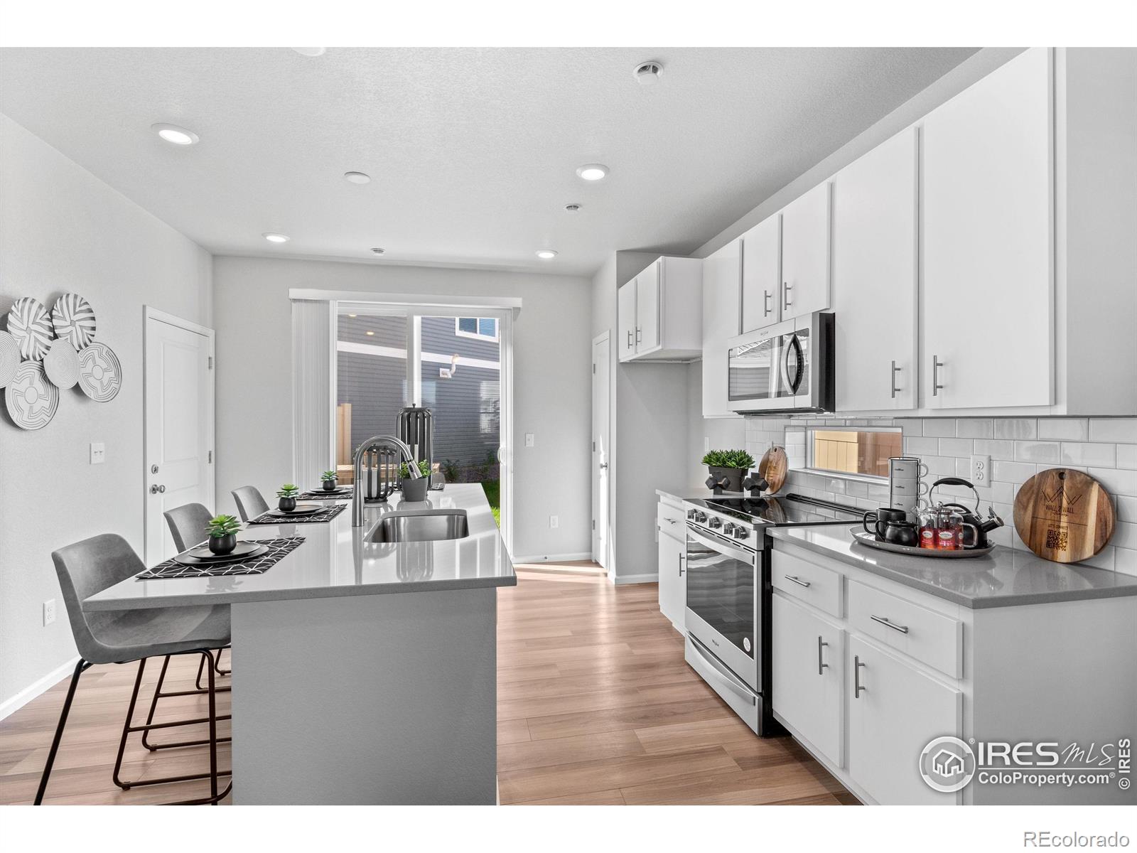 MLS Image #11 for 3398  streamwood drive,johnstown, Colorado