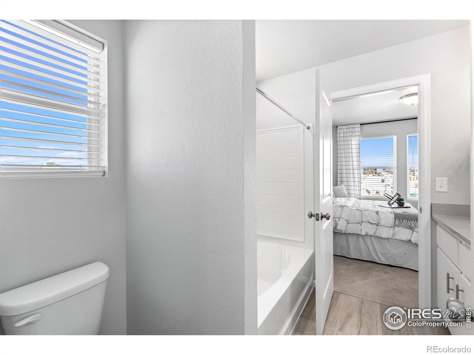 MLS Image #18 for 3398  streamwood drive,johnstown, Colorado