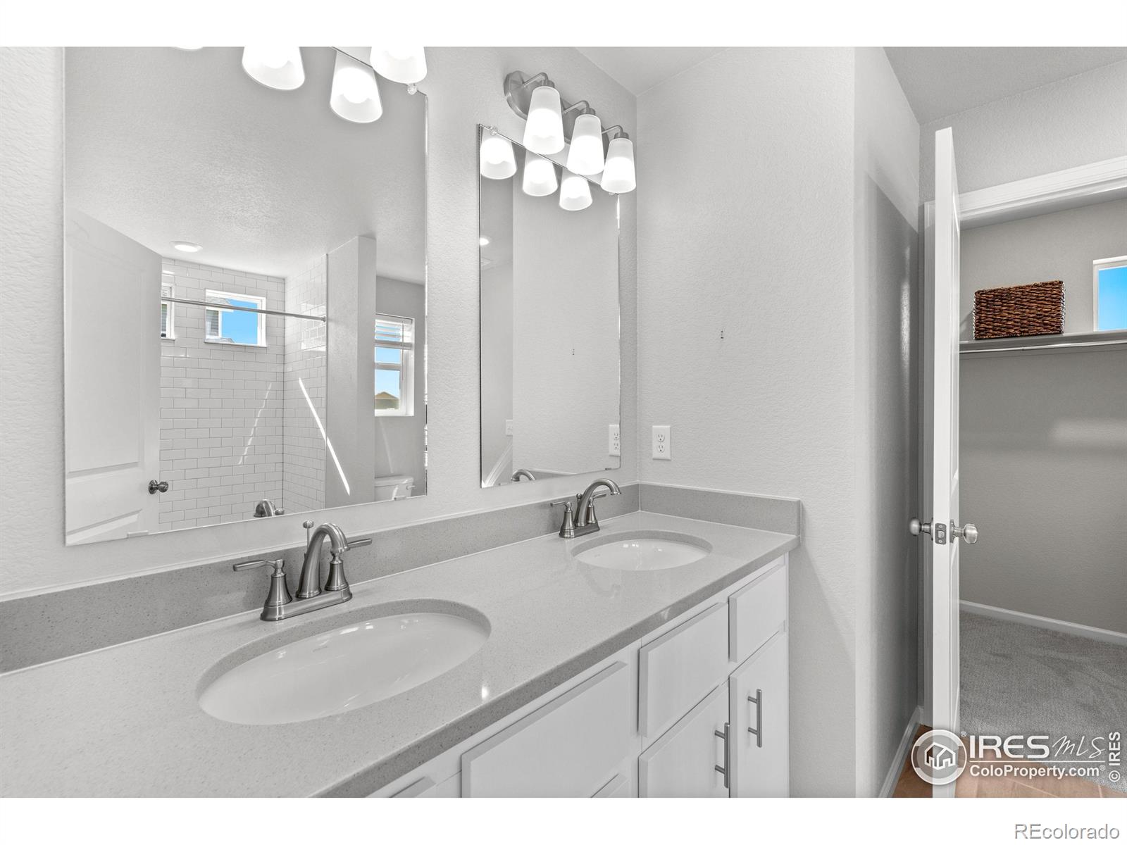 MLS Image #23 for 3398  streamwood drive,johnstown, Colorado