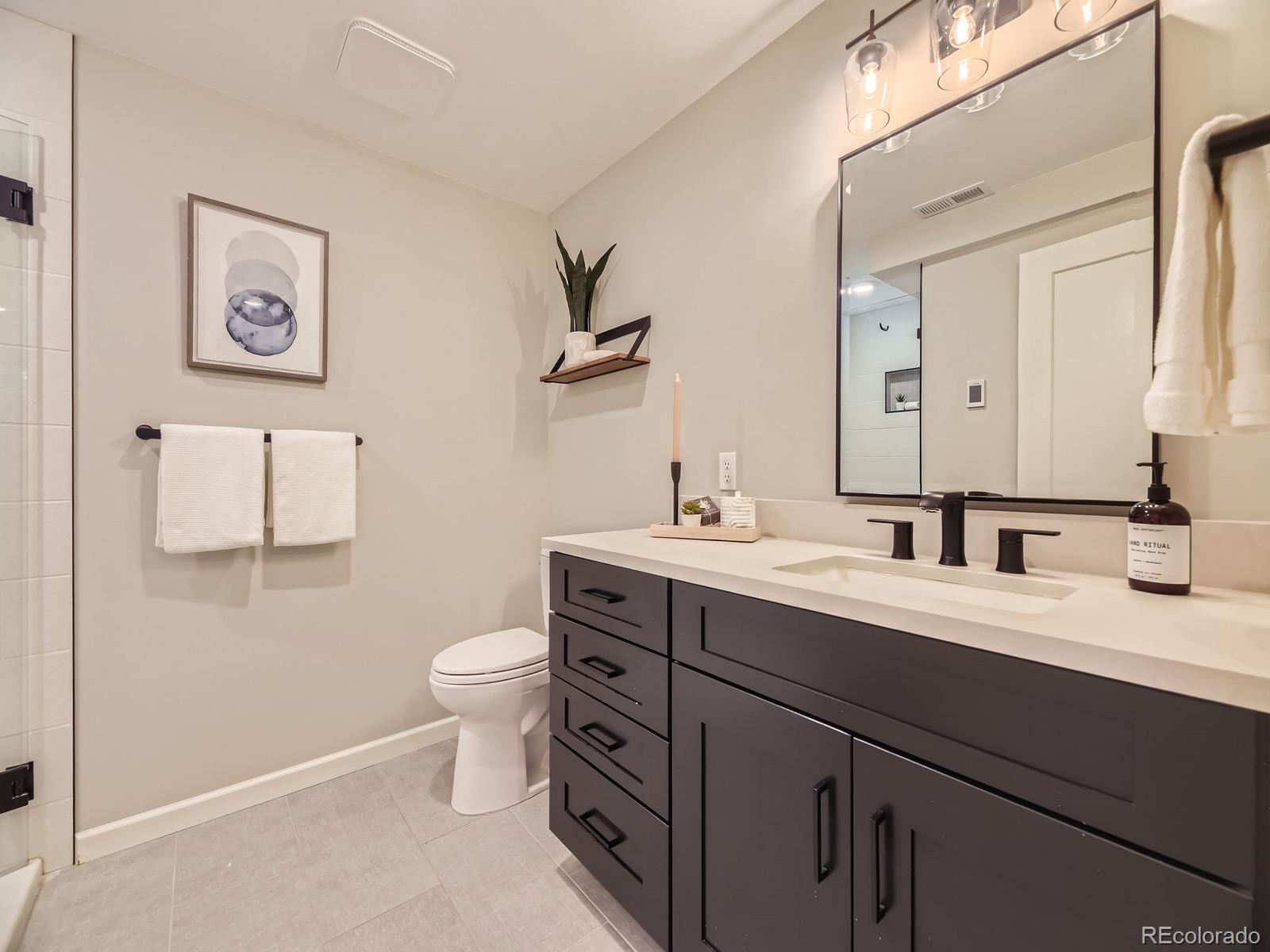 MLS Image #20 for 1350 e amherst avenue,englewood, Colorado