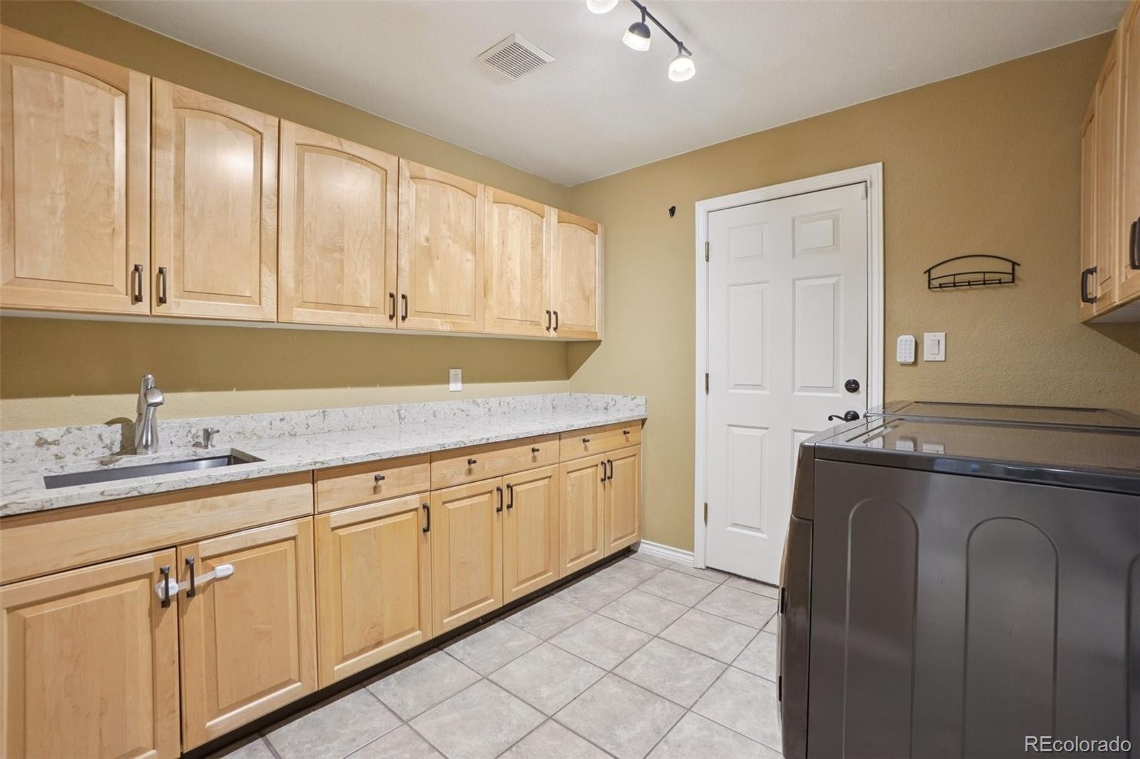 MLS Image #17 for 2841  wyecliff way,highlands ranch, Colorado
