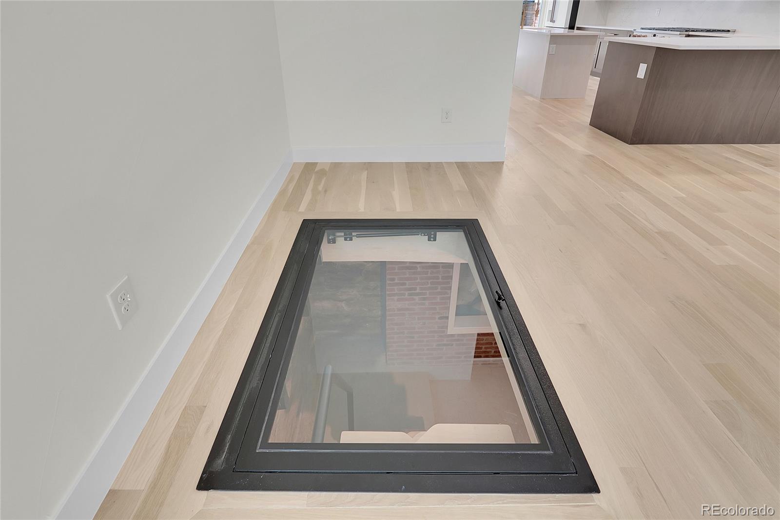 MLS Image #9 for 671  elati street,denver, Colorado