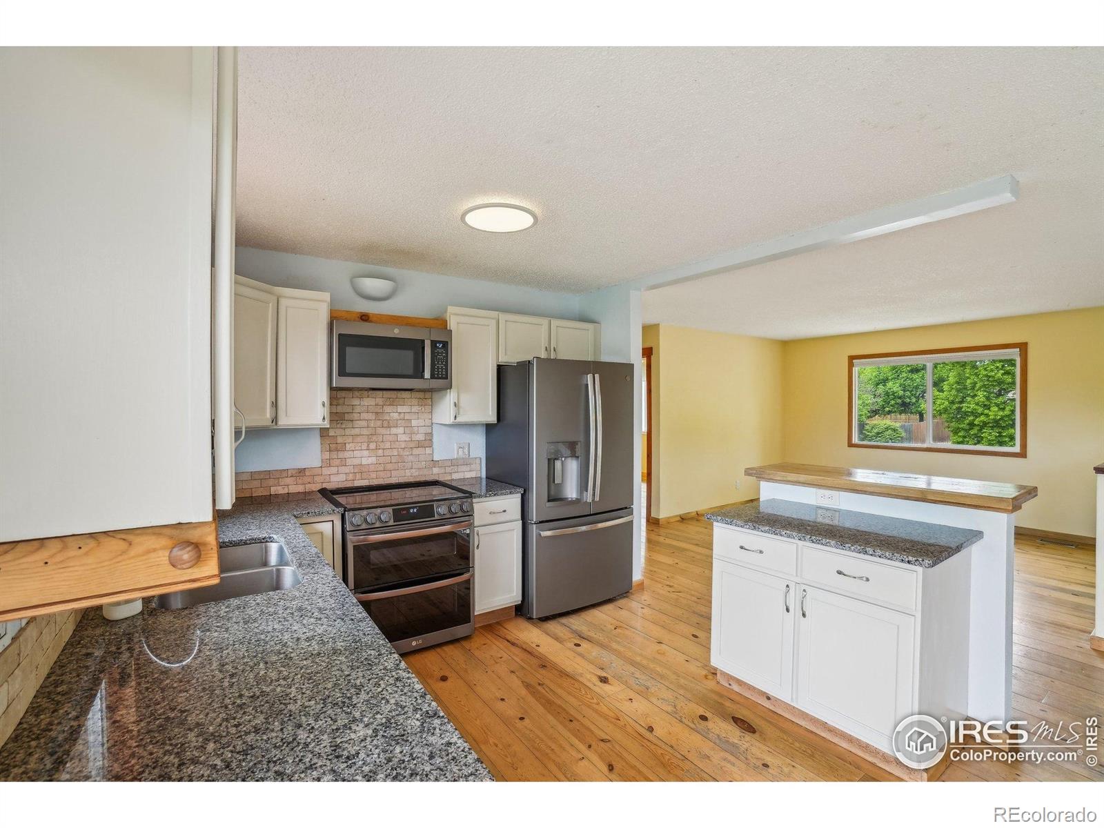MLS Image #12 for 3966  briar drive,loveland, Colorado