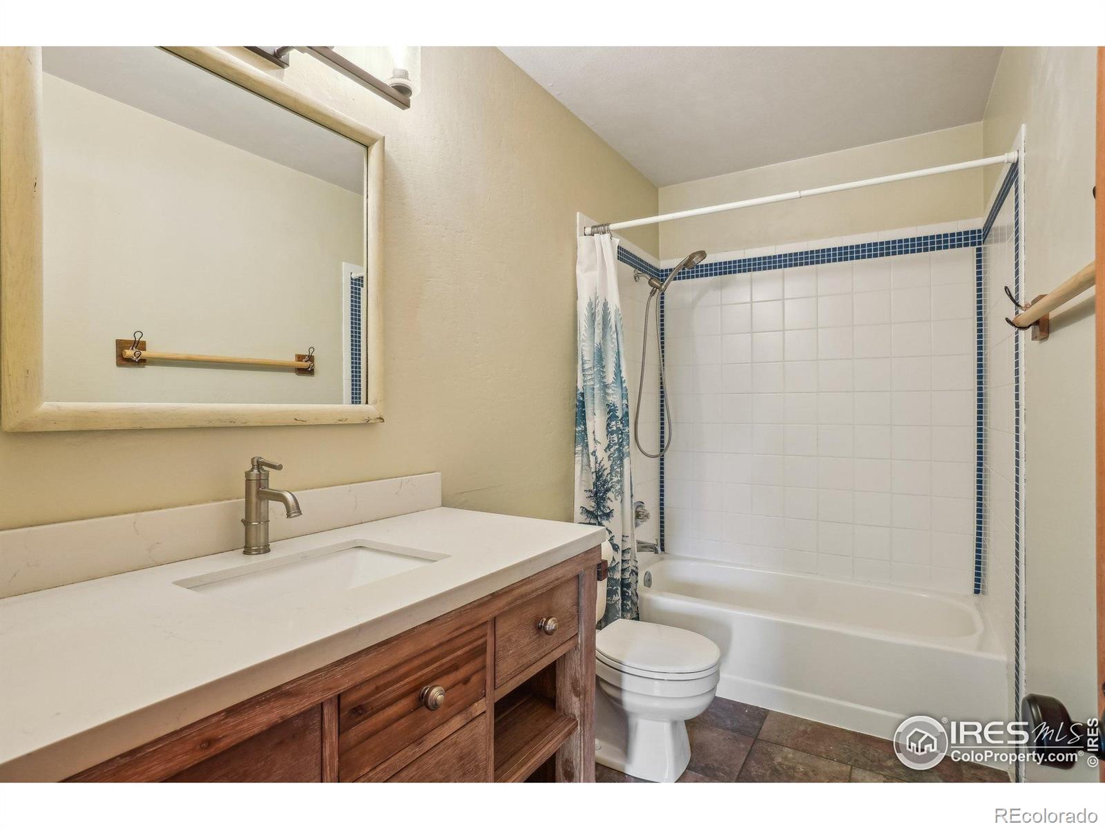MLS Image #17 for 3966  briar drive,loveland, Colorado