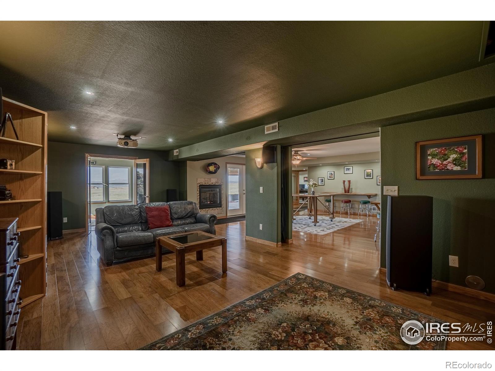 MLS Image #27 for 631  linecamp drive,livermore, Colorado
