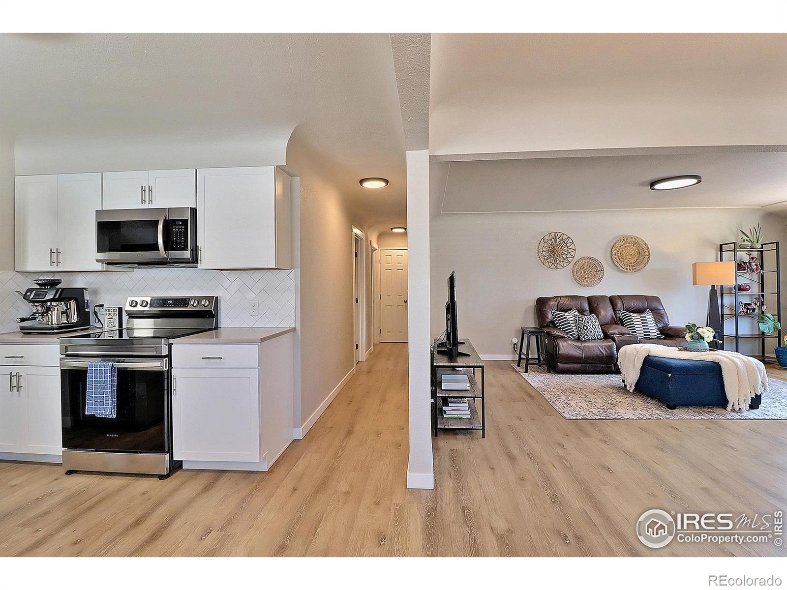 MLS Image #13 for 2317 w 8th street,greeley, Colorado