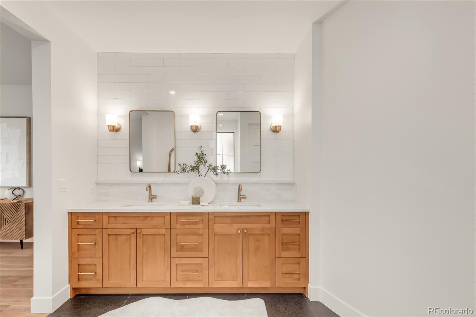 MLS Image #31 for 1476 s josephine street,denver, Colorado