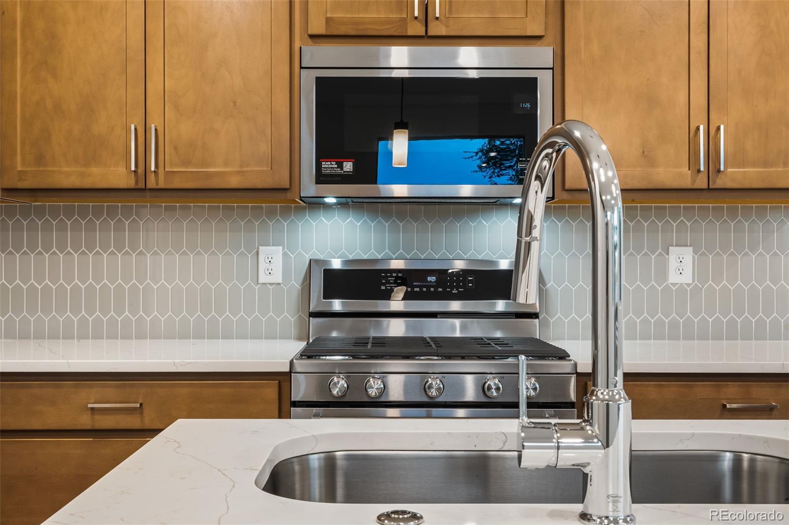 MLS Image #20 for 12319 w 58th court,arvada, Colorado