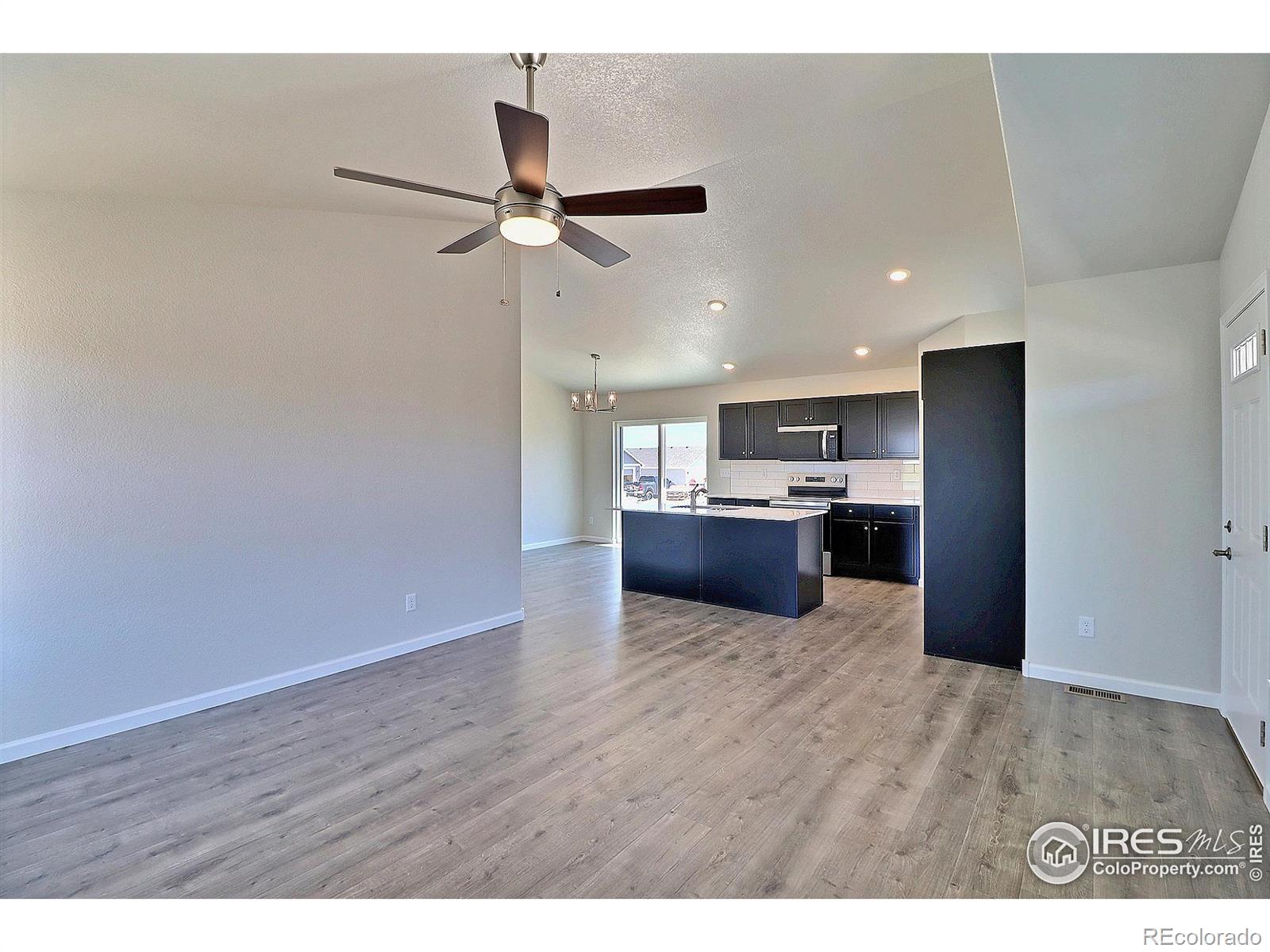 MLS Image #3 for 4312  rockcress road,evans, Colorado