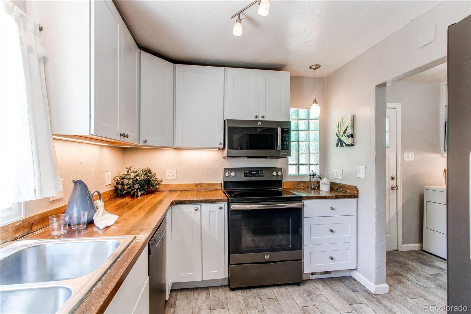 MLS Image #7 for 745 s utica street,denver, Colorado