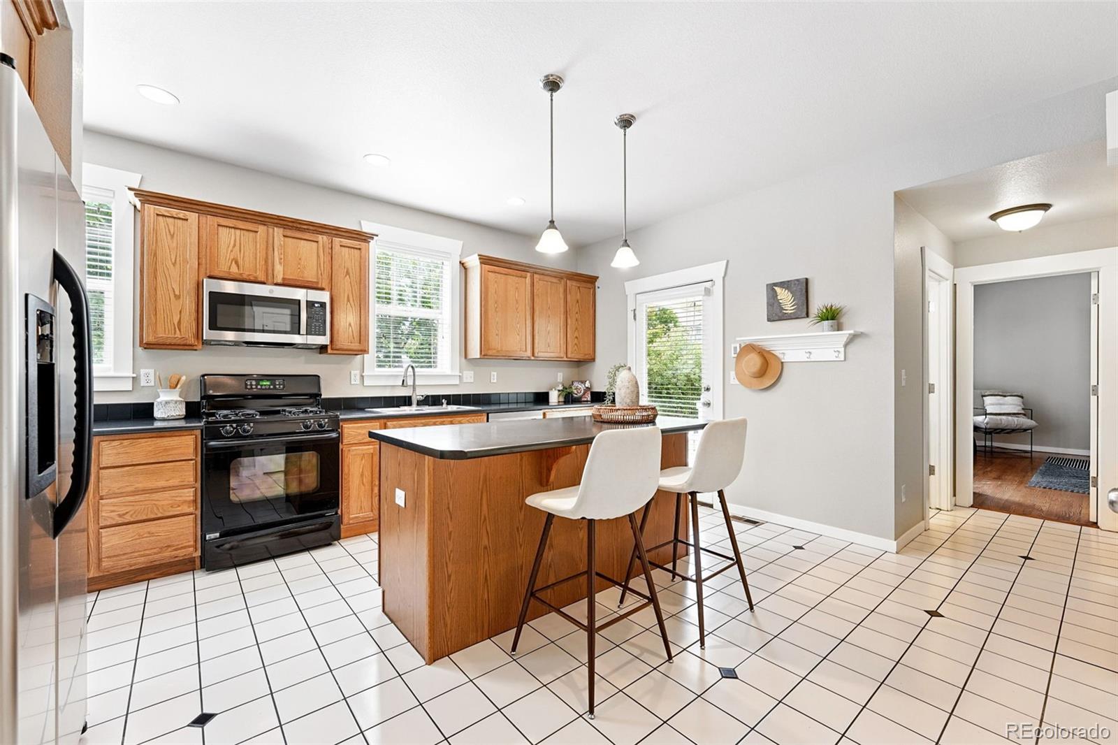 MLS Image #10 for 9134 e 29th place,denver, Colorado