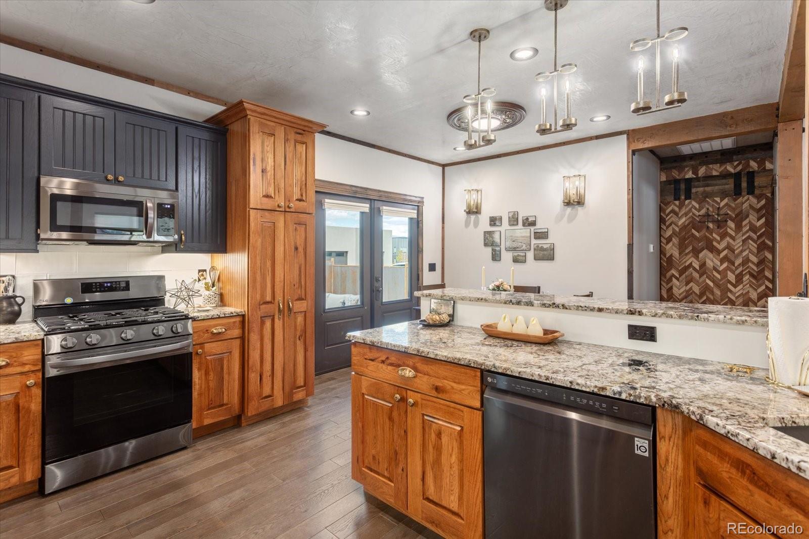 MLS Image #9 for 1124 e poncha avenue,poncha springs, Colorado