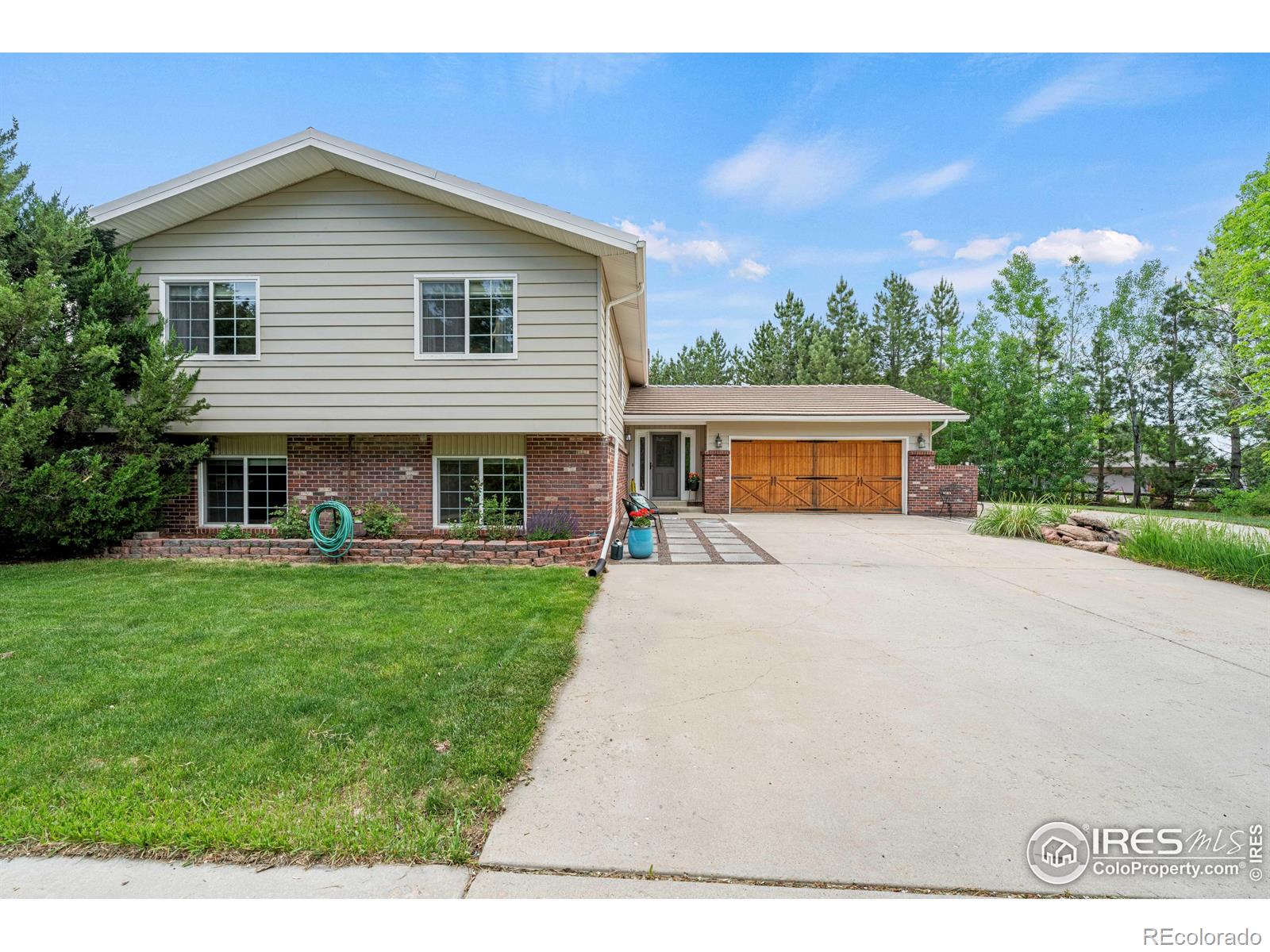 MLS Image #2 for 1921  glenview court,berthoud, Colorado