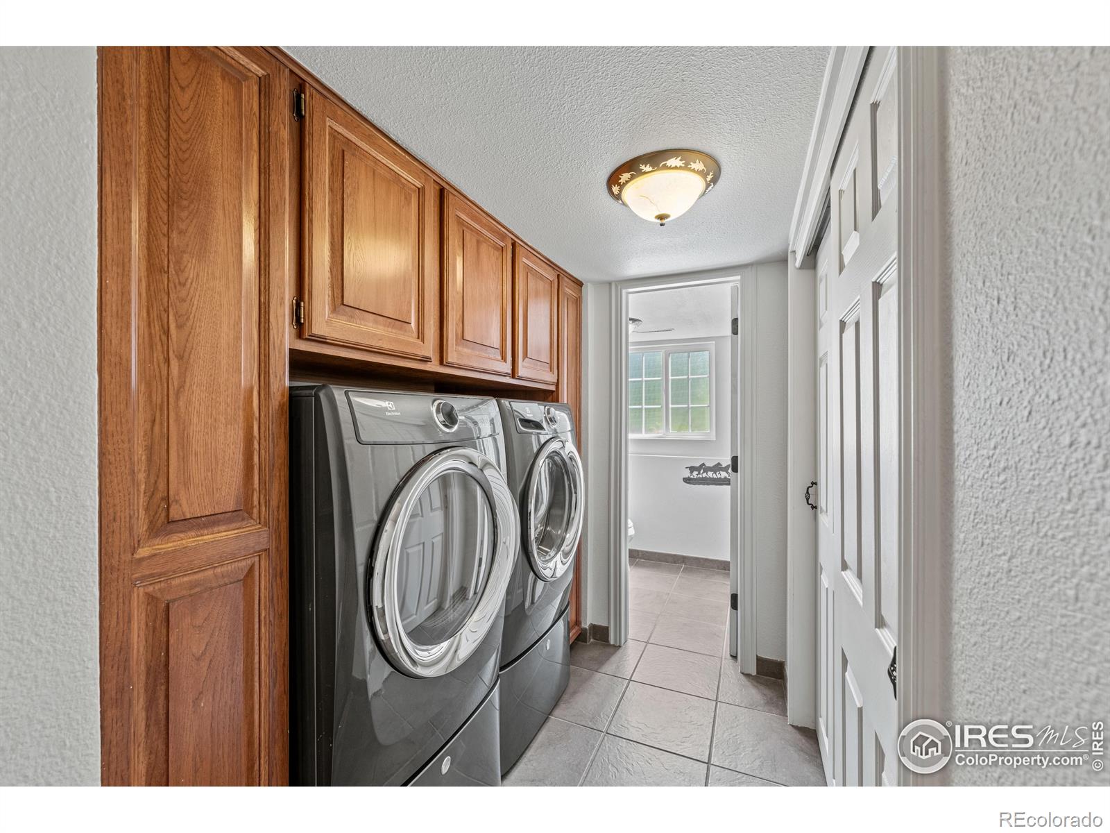 MLS Image #26 for 1921  glenview court,berthoud, Colorado