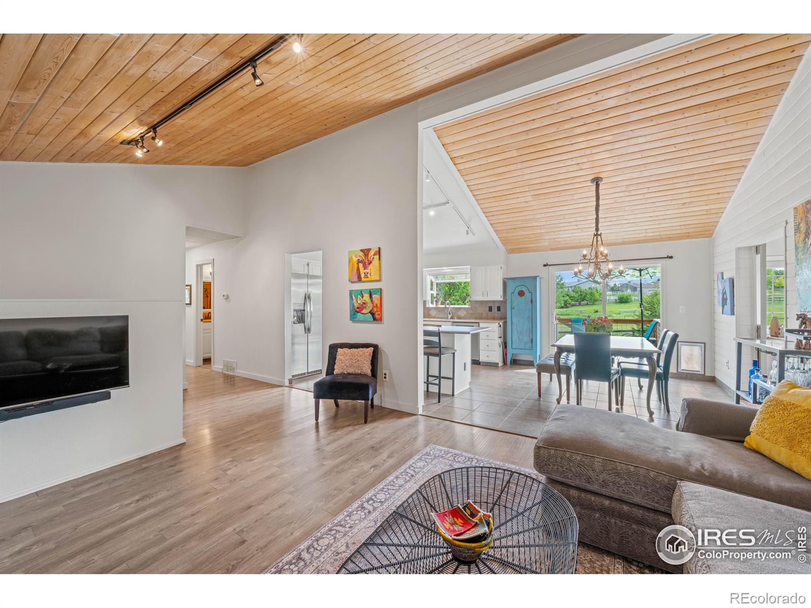 MLS Image #7 for 1921  glenview court,berthoud, Colorado