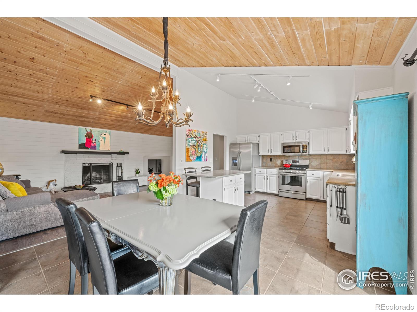 MLS Image #8 for 1921  glenview court,berthoud, Colorado