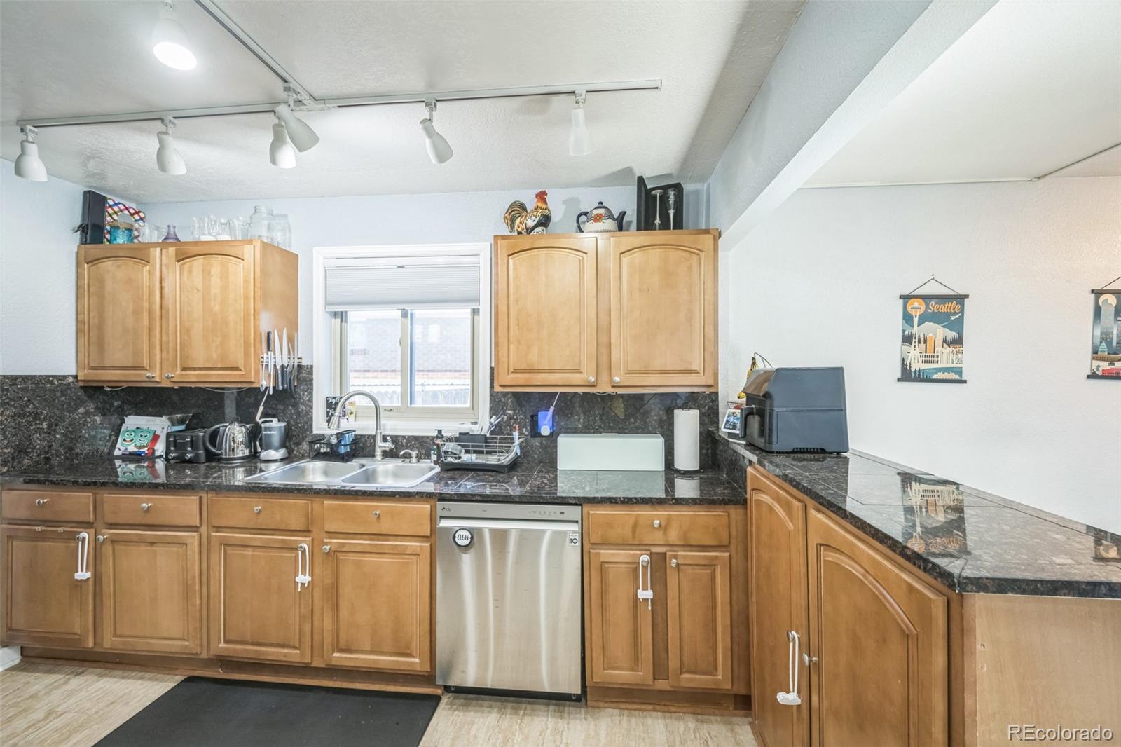 MLS Image #11 for 7820  tejon street,denver, Colorado