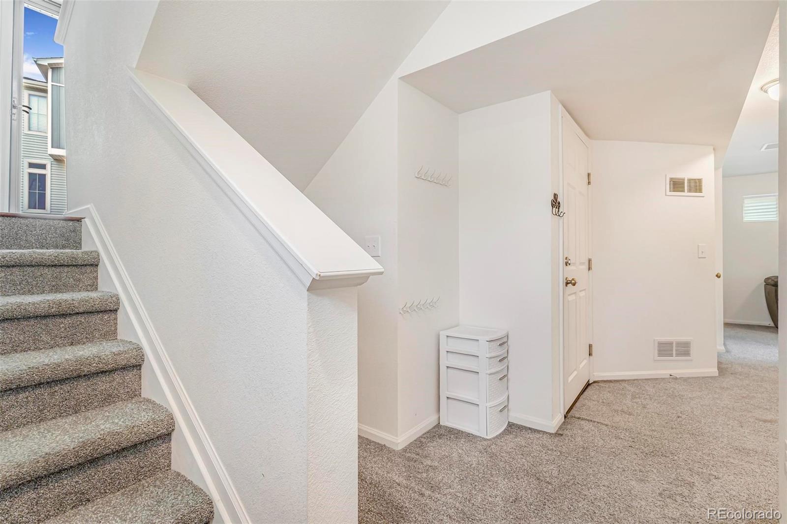 MLS Image #14 for 18056 e 104th way,commerce city, Colorado