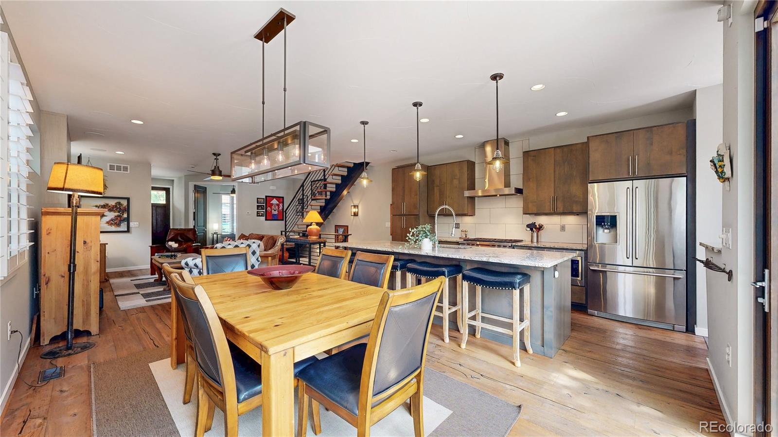 MLS Image #10 for 1426 s pearl street,denver, Colorado
