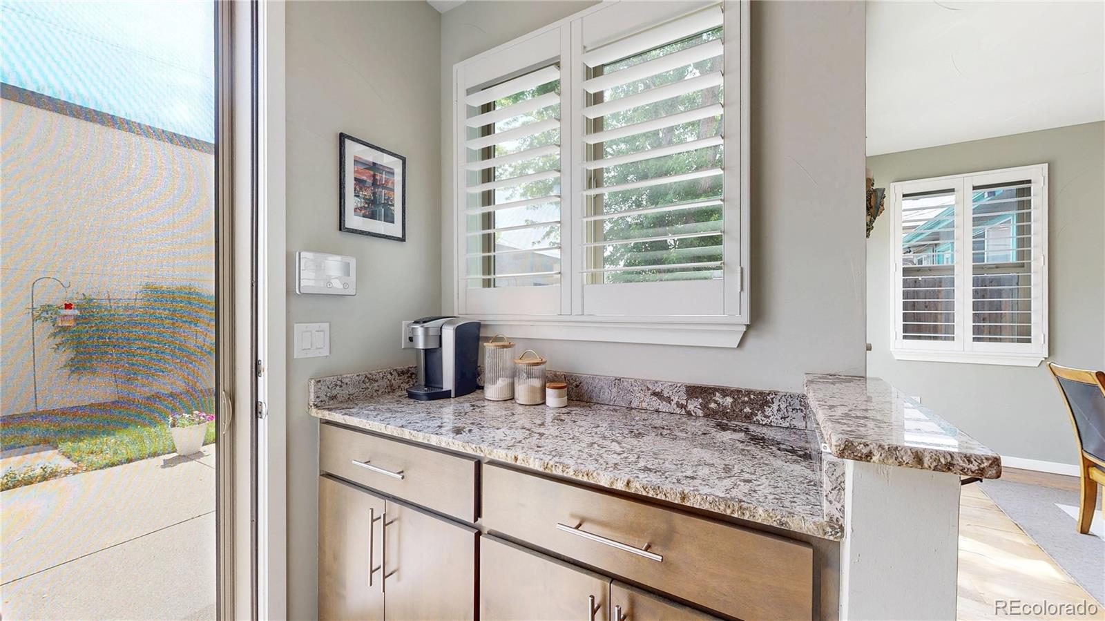 MLS Image #11 for 1426 s pearl street,denver, Colorado