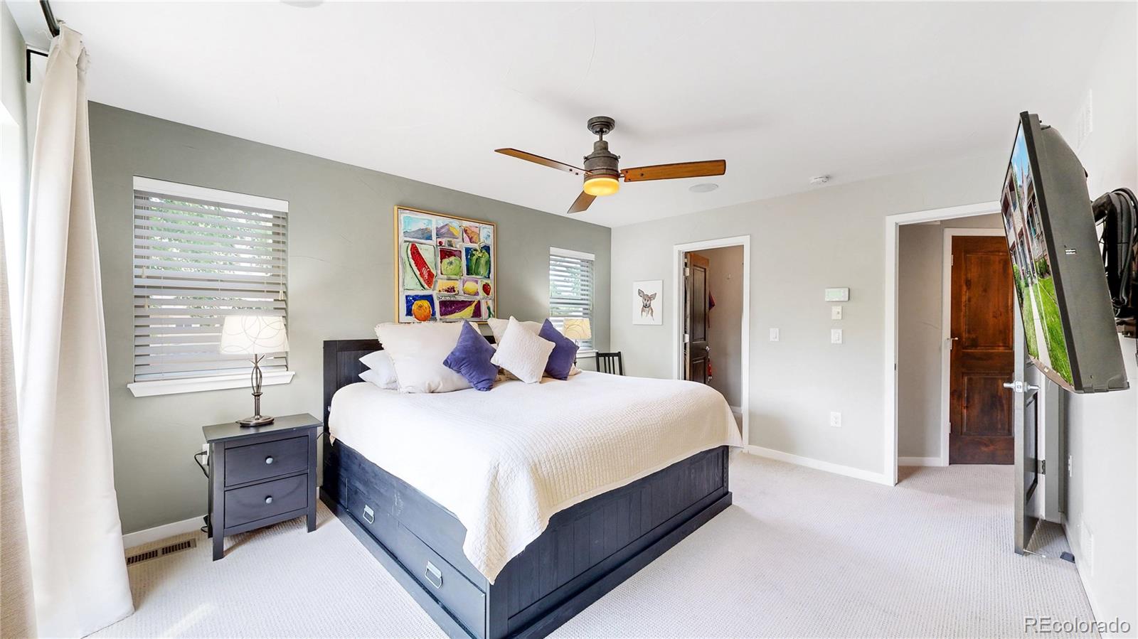 MLS Image #14 for 1426 s pearl street,denver, Colorado