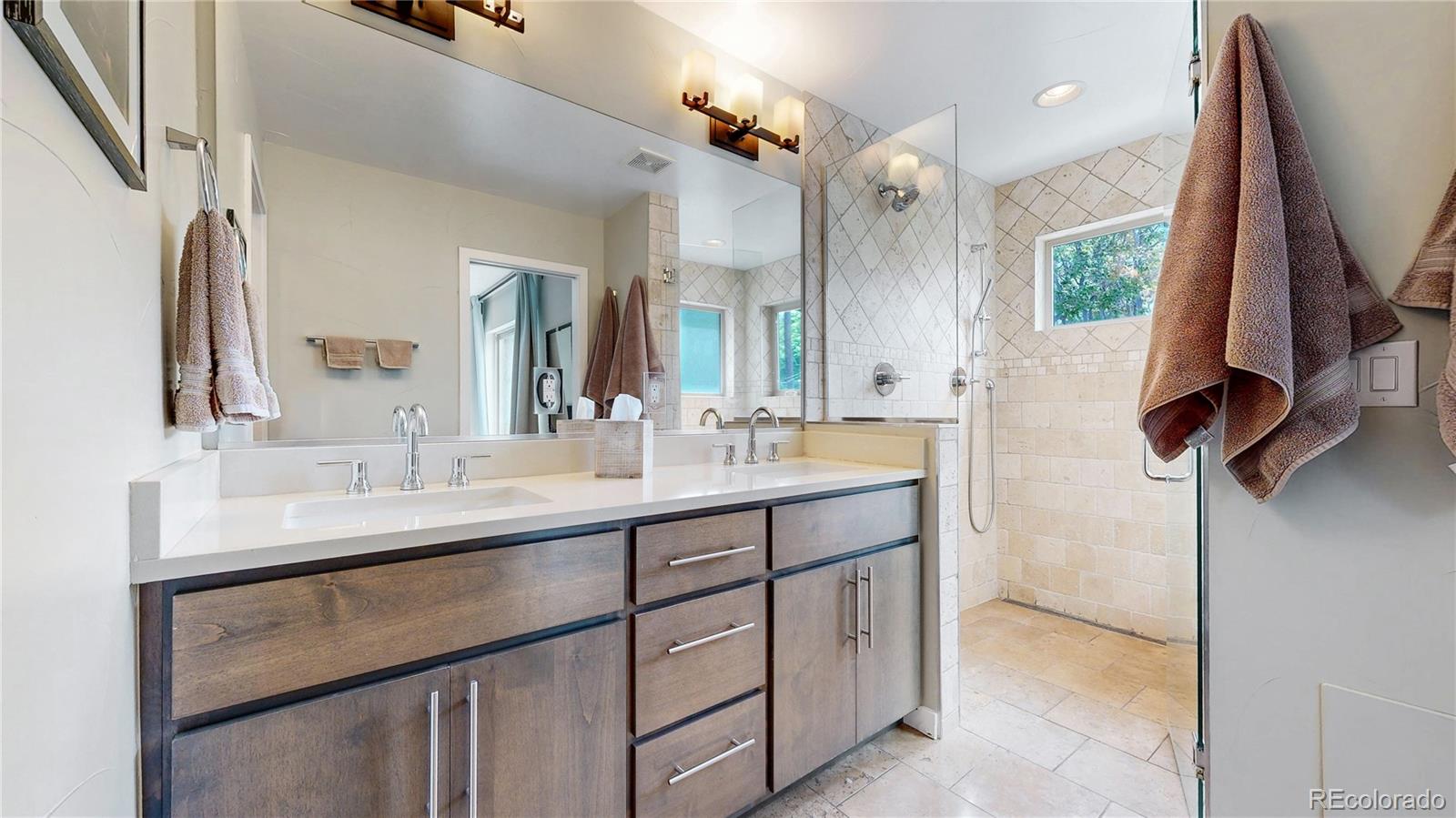 MLS Image #17 for 1426 s pearl street,denver, Colorado