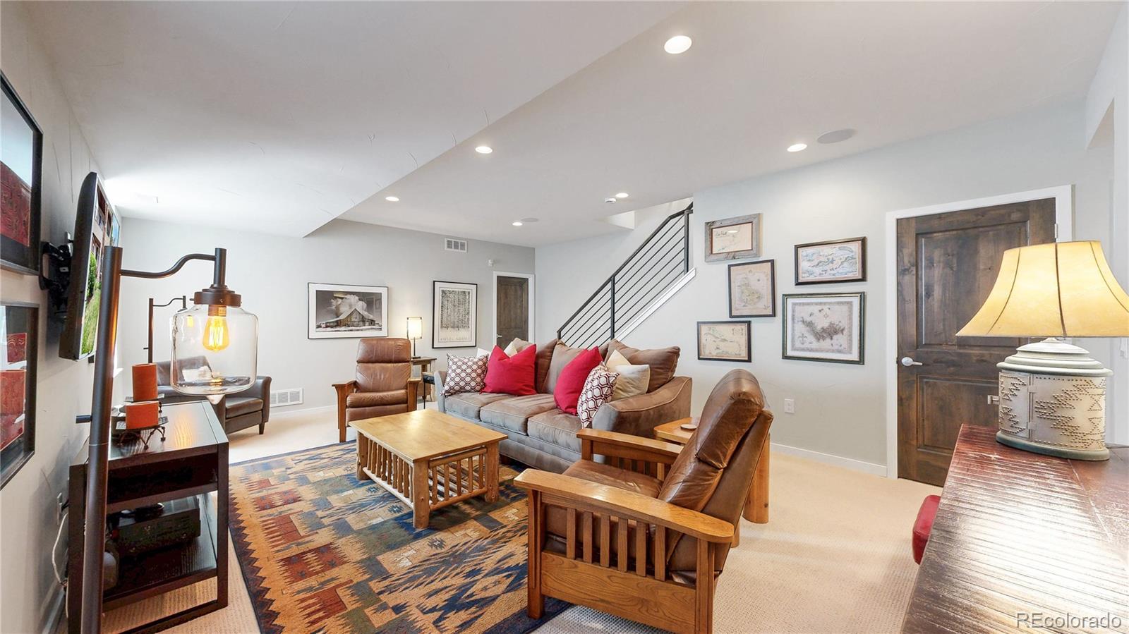 MLS Image #32 for 1426 s pearl street,denver, Colorado
