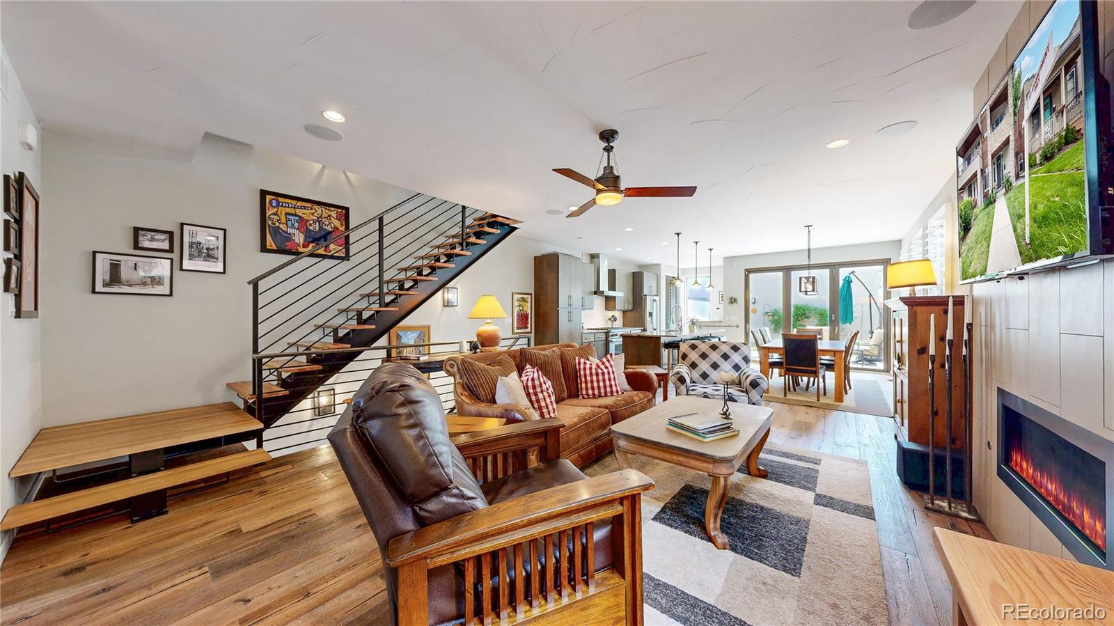 MLS Image #4 for 1426 s pearl street,denver, Colorado