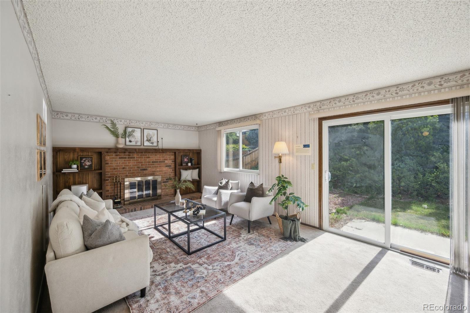 MLS Image #11 for 4474 s vrain street,denver, Colorado