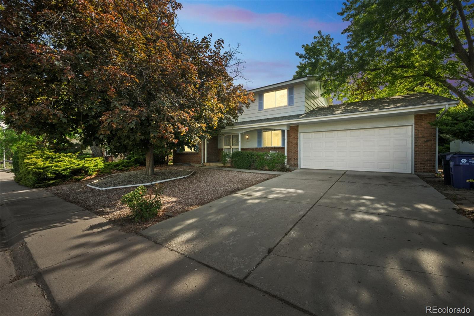 MLS Image #2 for 4474 s vrain street,denver, Colorado