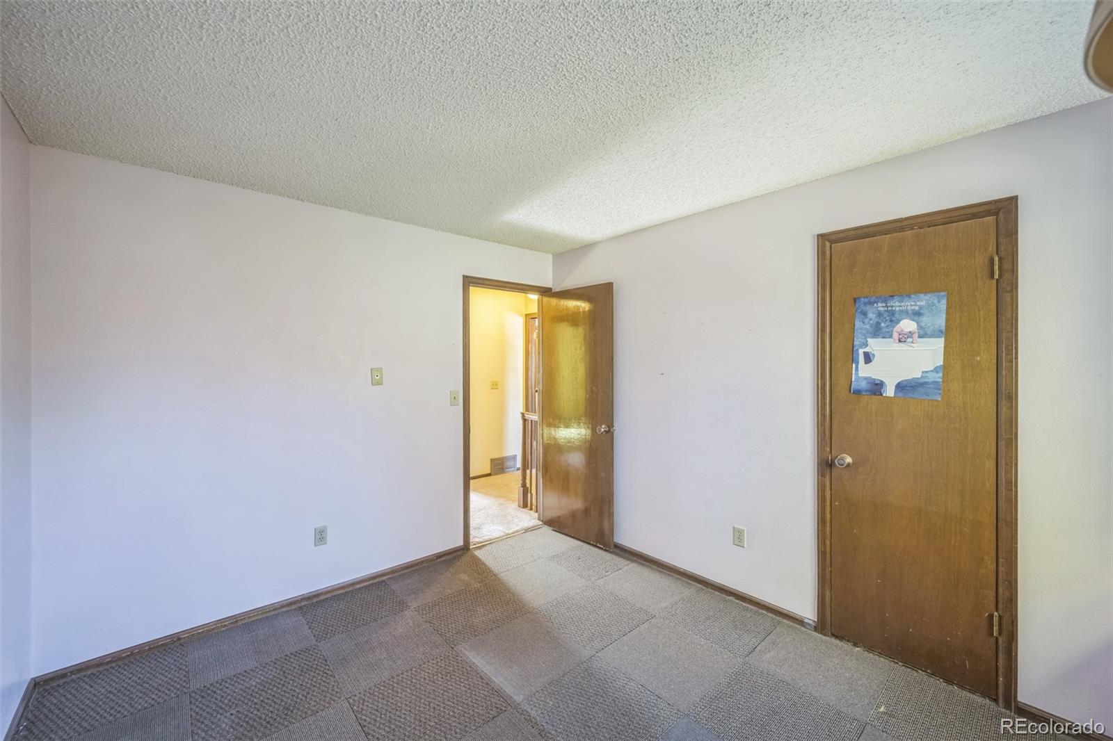 MLS Image #21 for 4474 s vrain street,denver, Colorado