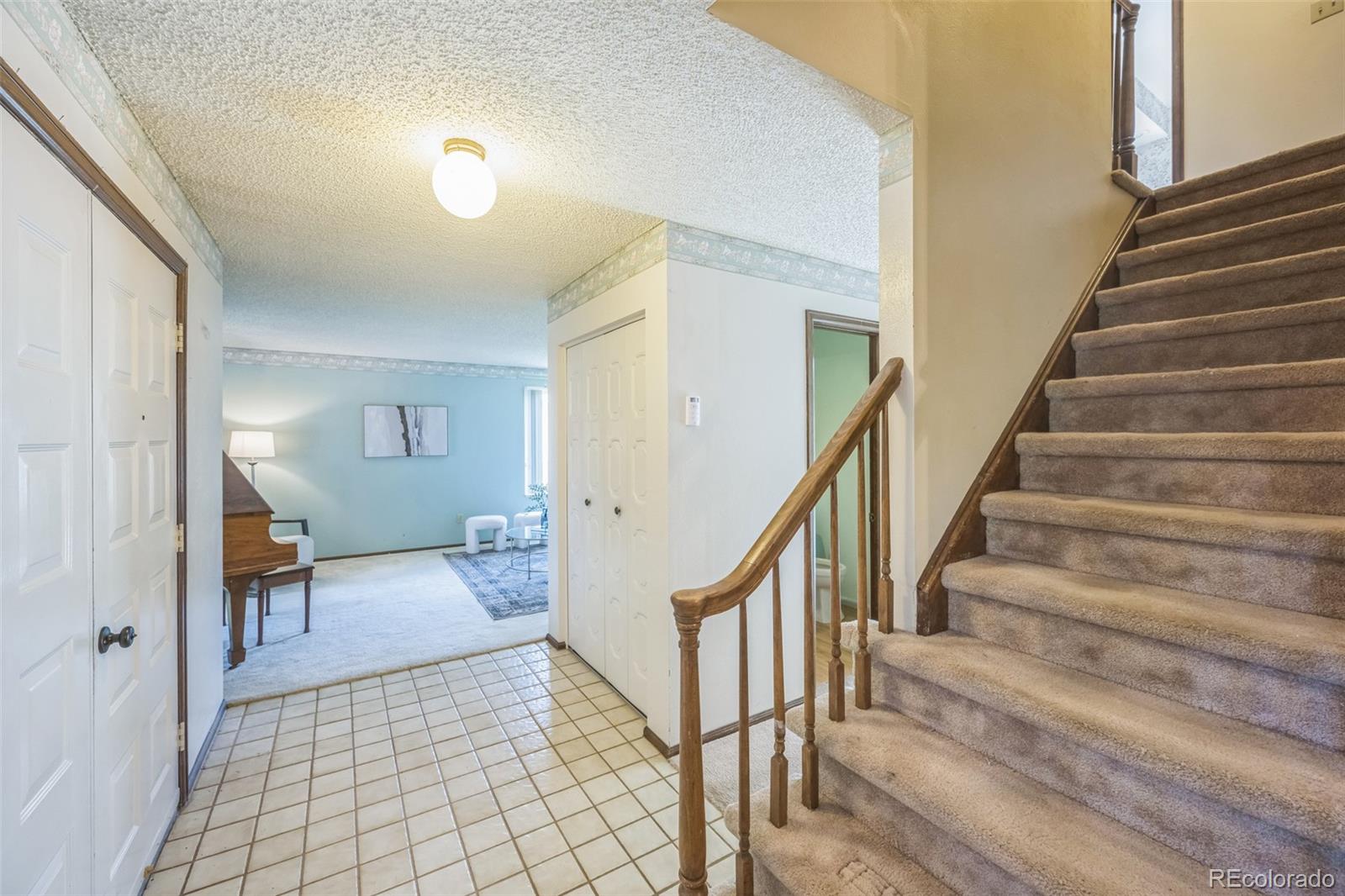 MLS Image #3 for 4474 s vrain street,denver, Colorado