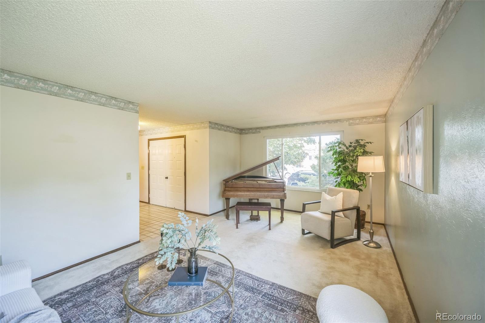 MLS Image #5 for 4474 s vrain street,denver, Colorado